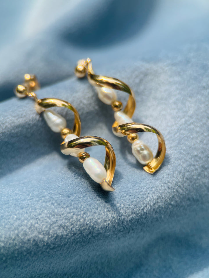 Pearl Dangle Twist Earrings in 14k Yellow Gold