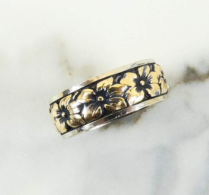 Vintage Two-Tone Floral Eternity Band in 14k Gold