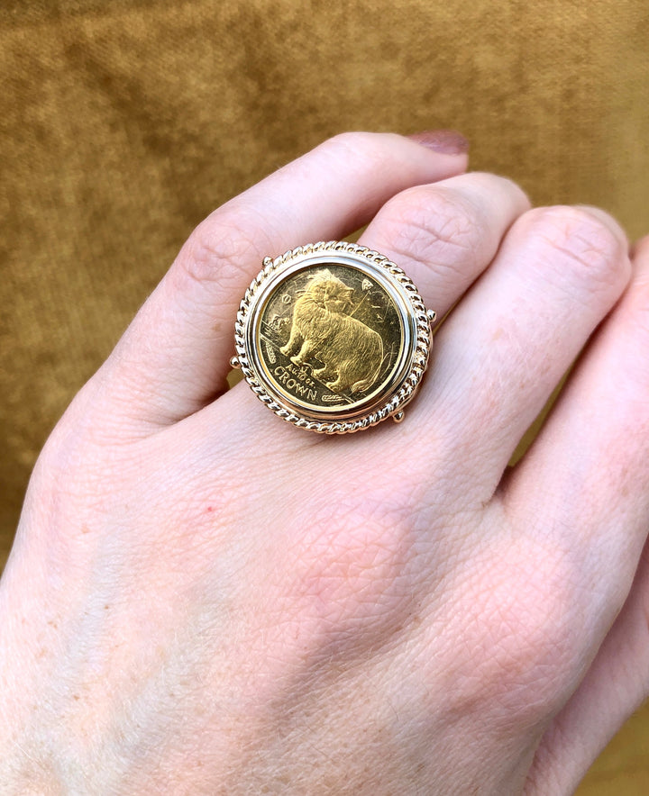 Vintage 1989's Isle of Cat Large Pure Gold Coin Ring